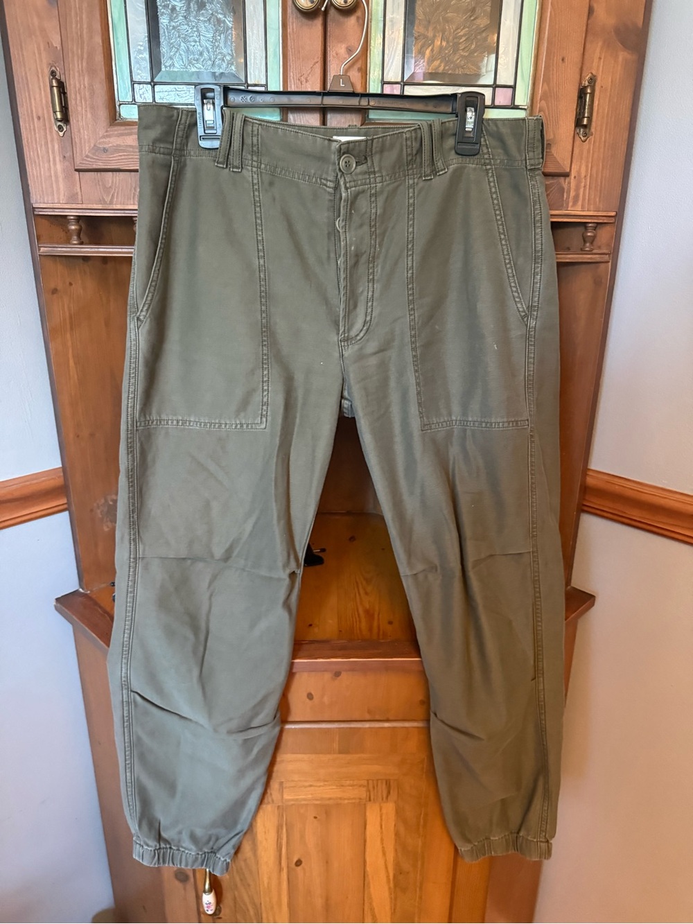 Citizens of Humanity Agni Utility Pants in a tea leaf/olive green colorway 29